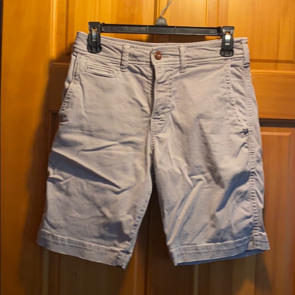 American Eagle Khaki shorts size 26